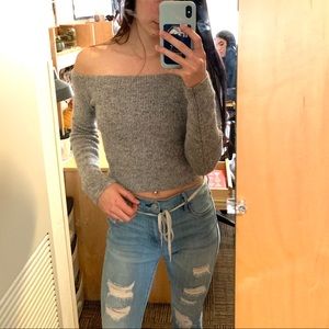 Kendall & Kylie long sleeve crop top
